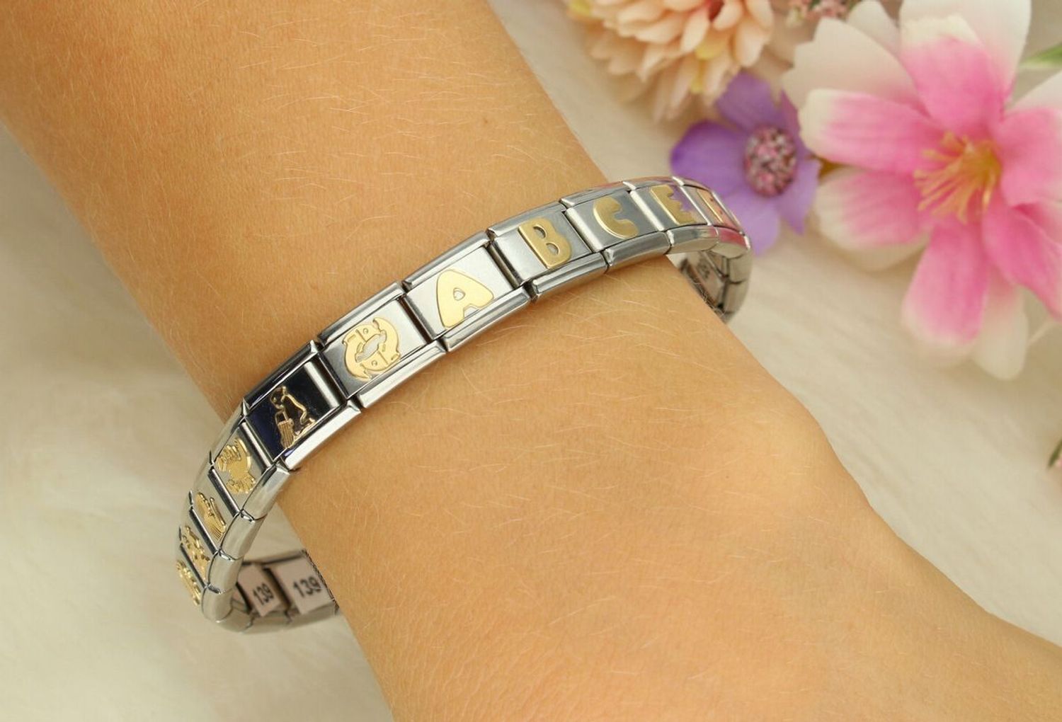 Zawieszka Nomination Composable Gold litera A 030101 01.jpg